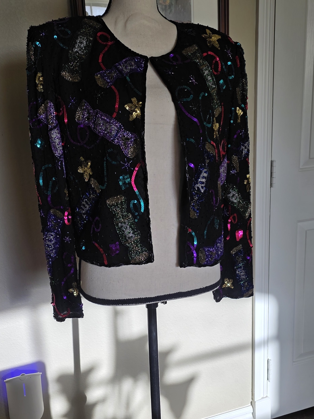 Laurence Kazar 2000 Black Sequin Embellished Open-Front Blazer